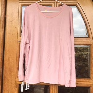 Xersion sport Shirt Full sleeve .